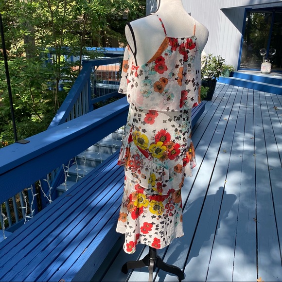 🌺🌸 Flowey & Flowery Dress, layered , From the Philippines ! 🇵🇭 💃🏼 - Picture 12 of 12